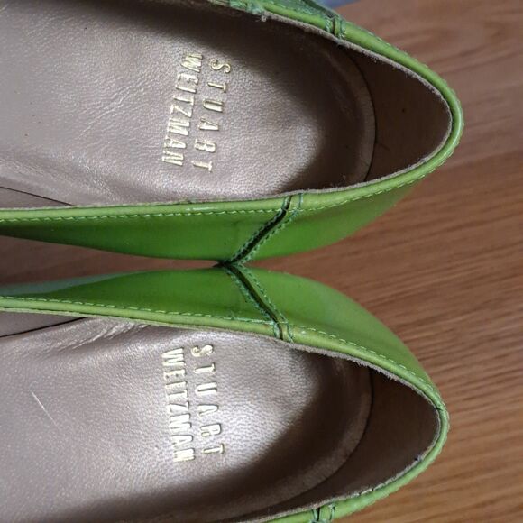 Stuart Weitzman Lime Green Patent Leather Peep Toe Flats 6.5 Gold Buckle Spain - Picture 8 of 12